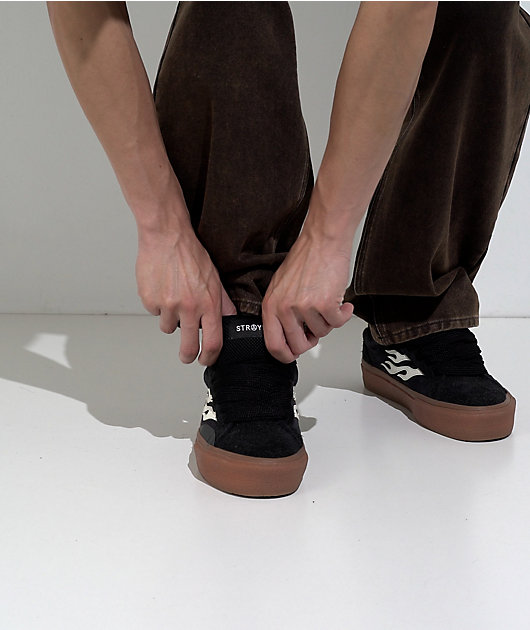 Straye Logan Puff Black & Gum Skate Shoes video