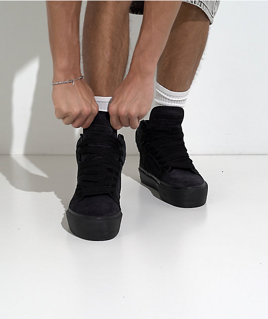 Straye SKTP.01 Black Skate Shoes video