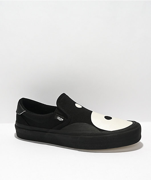 Straye Ventura X-Ray One Love Black & White Slip-On Skate Shoes