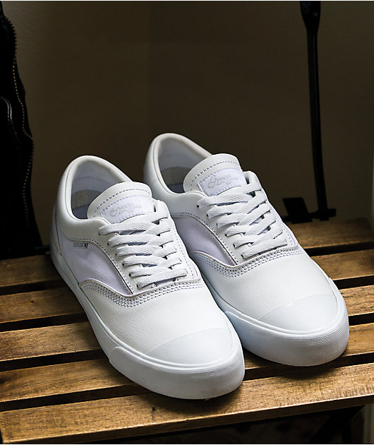 Supra Hammer VTG White Skate Shoes