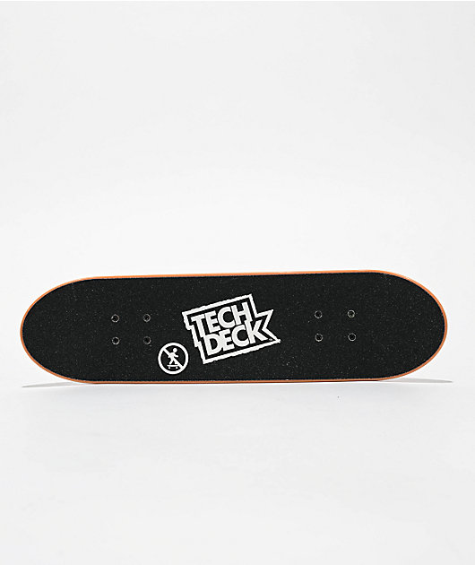 Tech Deck Finesse x Sonic The Hedgehog Shadow Handboard