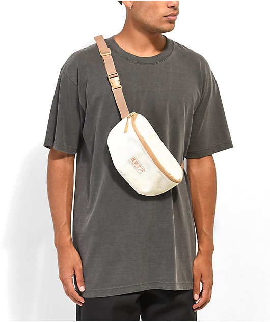 Bum bag outlet zumiez