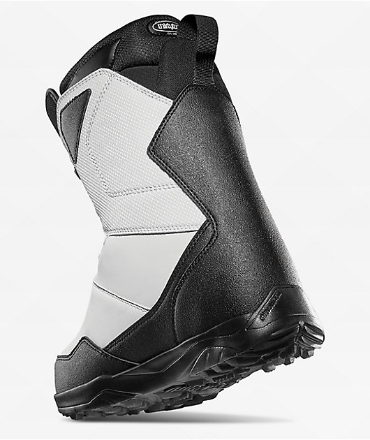 ★thirtytwo★ 86ft 27cm thirtytwo.com Canada | Rider Driven Snowboarding | Shop Online