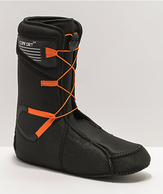 black snowboard boots