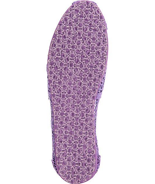 purple lace toms
