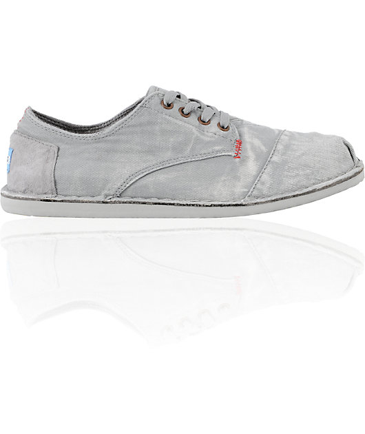 grey canvas trainers mens