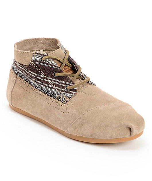 toms moccasin boots