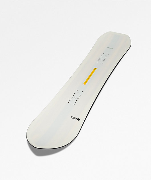 UNITED SHAPES HORIZON 20-21モデル United Shapes Horizon Snowboard 2024 | Zumiez