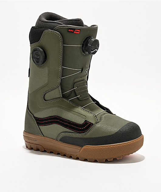 Vans Aura Pro Green & Gum Snowboard Boots | Zumiez display picture 1