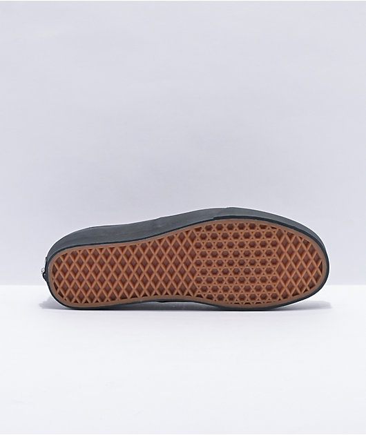 black leather skate shoes