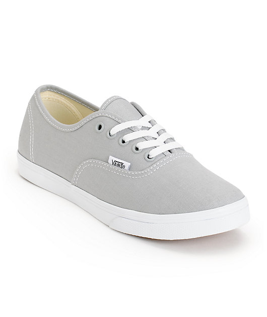 Vans Authentic Lo Pro zapatos gris claro y blanco verdadero (mujer) | Zumiez
