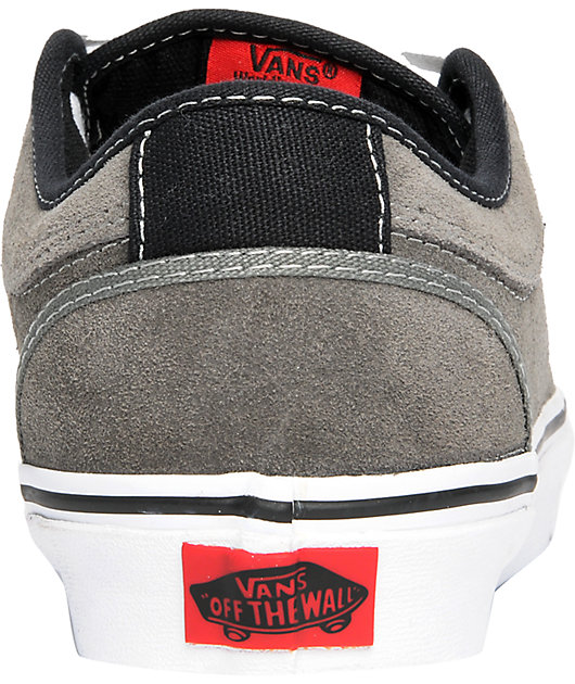 vans suede chukka low