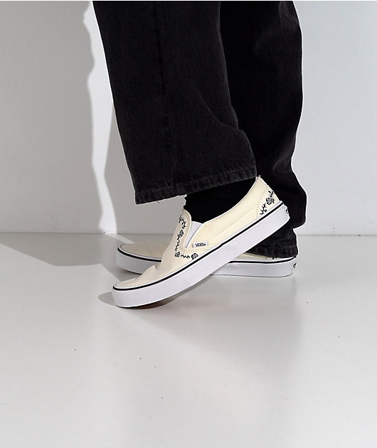 Vans Classic Slip-On Rose & Thorn White Skate Shoes video