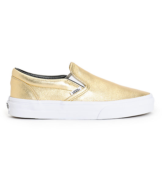 Vans Classic zapatos dorados sin cordones (mujer) | Zumiez