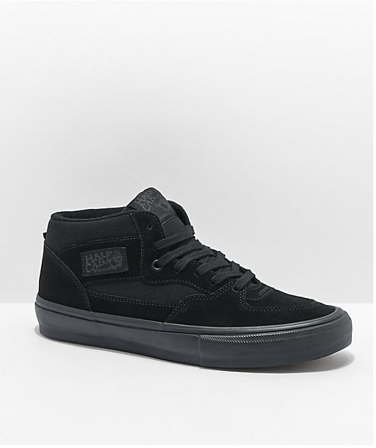 靴 VANS HALF CAB Black/Black 28.0 Vans Half Cab Blackout Skate Shoes | Zumiez