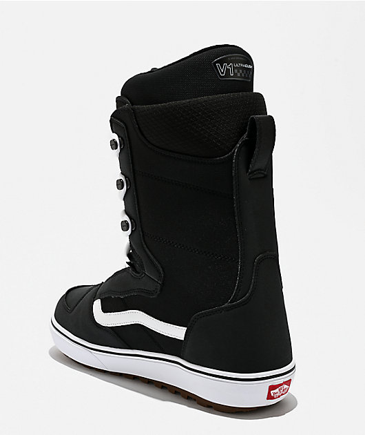 Vans Invado OG Black & Gum Snowboard Boots 2026