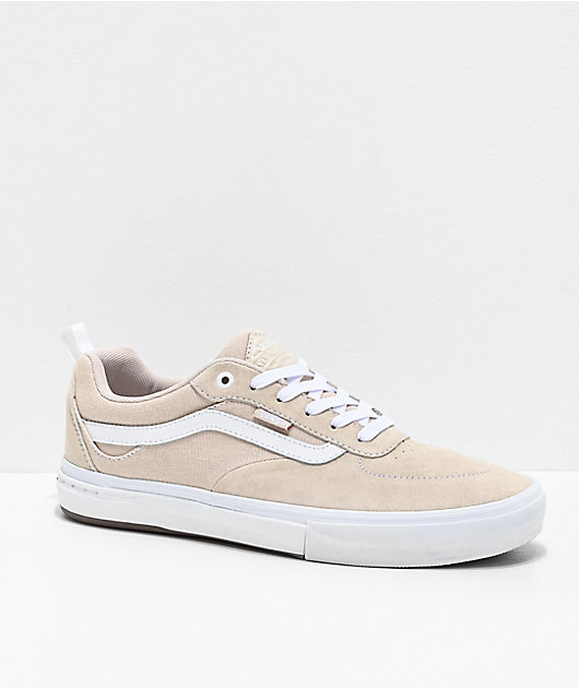 rainy day snow white vans