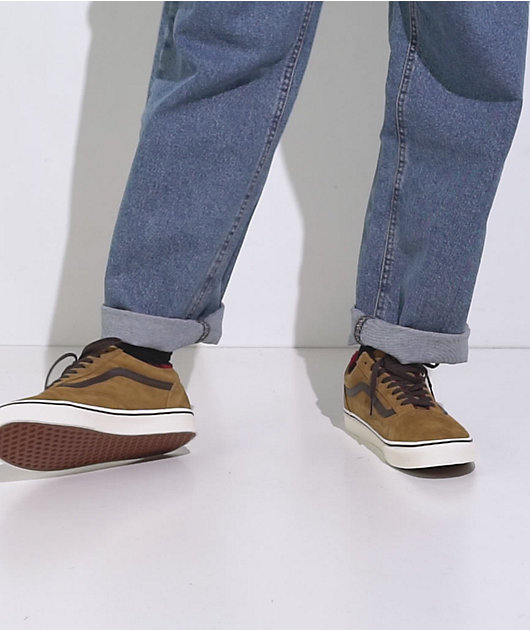 Vans Old Skool Cozy Hug Brown & Red Skate Shoes video