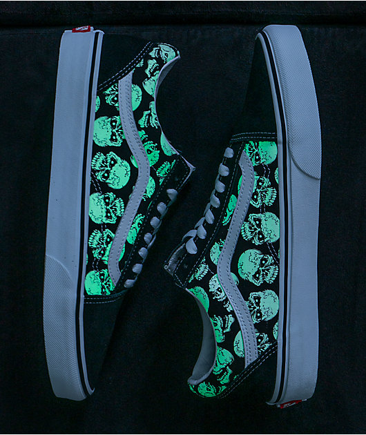 Vans Old Skool Glow-In-The-Dark Skulls Skate Shoes علب هدايا كرتون