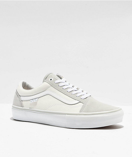 Vans Old Skool zapatos de skate en gris claro y blanco