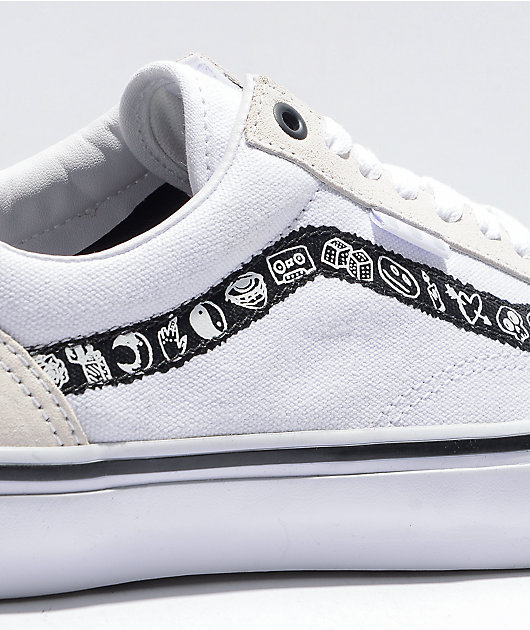 White on sale vans zumiez