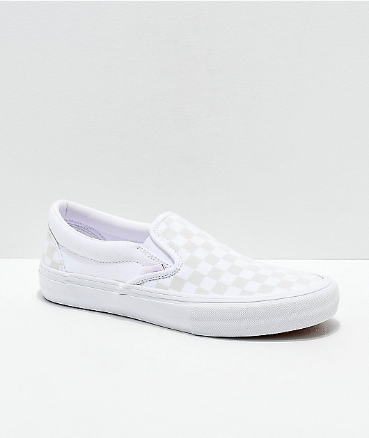 Shops zumiez white vans