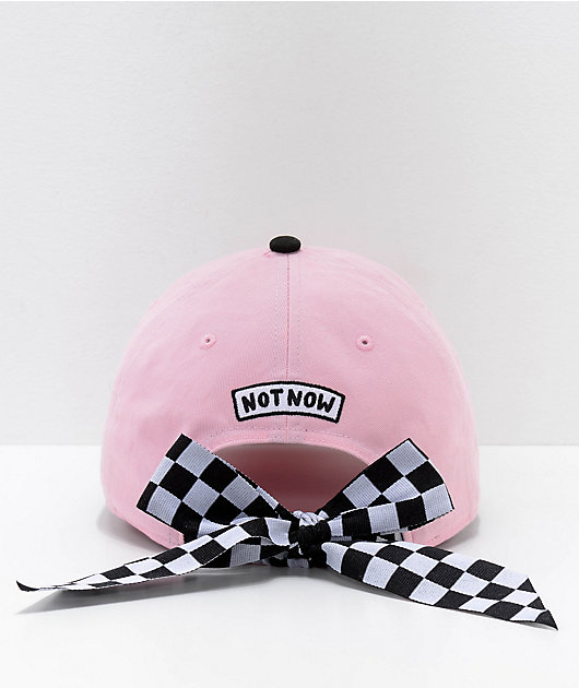 gorra rosa vans