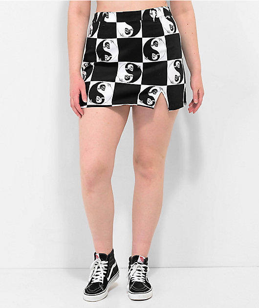 【IONSEOUL】romon checkered unbalanced miniskirt 5FM0040 Xyla Mini Skirt Wine | Outcast US – Outcast USA