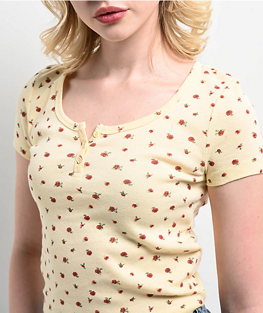 Zine Hannie Ditsy Floral Yellow Crop Henley T-Shirt | Zumiez