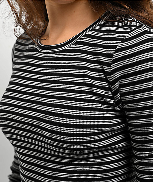 Zine Shiloh Black Long Sleeve Crop T-Shirt | Zumiez