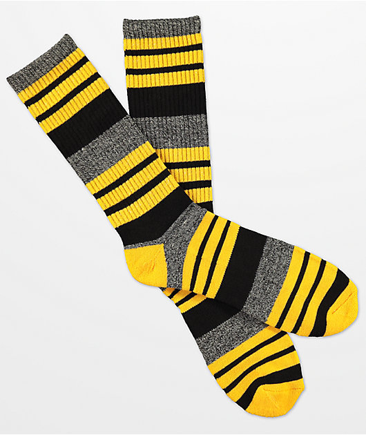 Zine calcetines amarillos, negros y grises