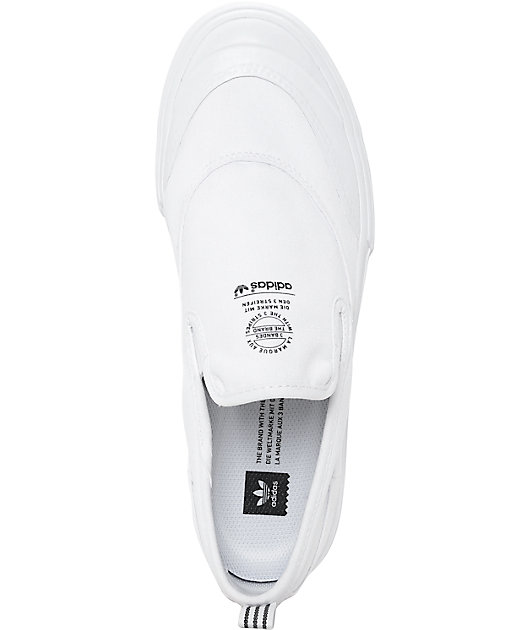adidas matchcourt slip white