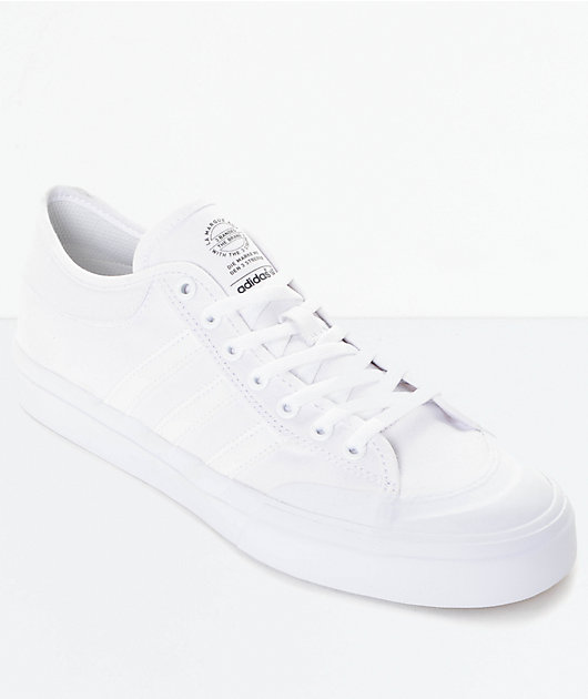 adidas Matchcourt zapatos de skate todos blancos | Zumiez