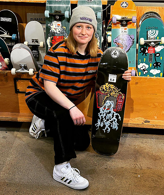 Nora 2024 adidas skateboarding