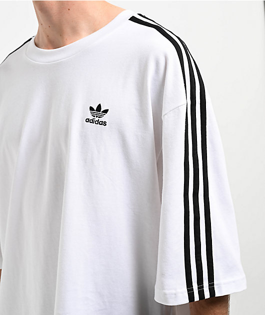 Oversized adidas tee 2025
