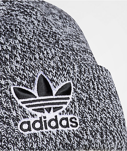 Adidas trefoil hot sale beanie black