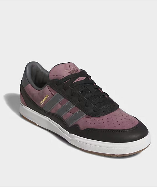 イ・スンギ/SHADOW adidas Tyshawn II Shadow Fig, Core Black, & Charcoal Solid Grey