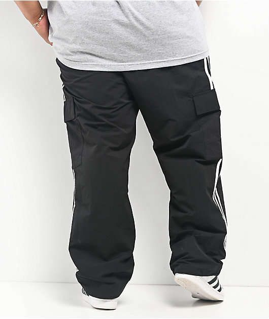 パンツ ADIDAS ADICOLOR CARGO PANTS 4FK1688 adidas Adicolor 3-Stripes Cargo Pants - Black | Free