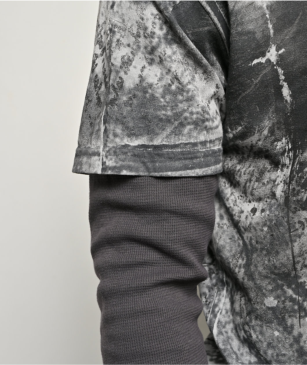 Affliction x Rogue Floating Grey & Black 2fer Long Sleeve T-Shirt