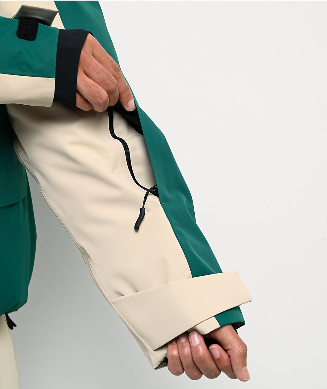 Beyond Medals Nostalgia Green 15K Snowboard Jacket