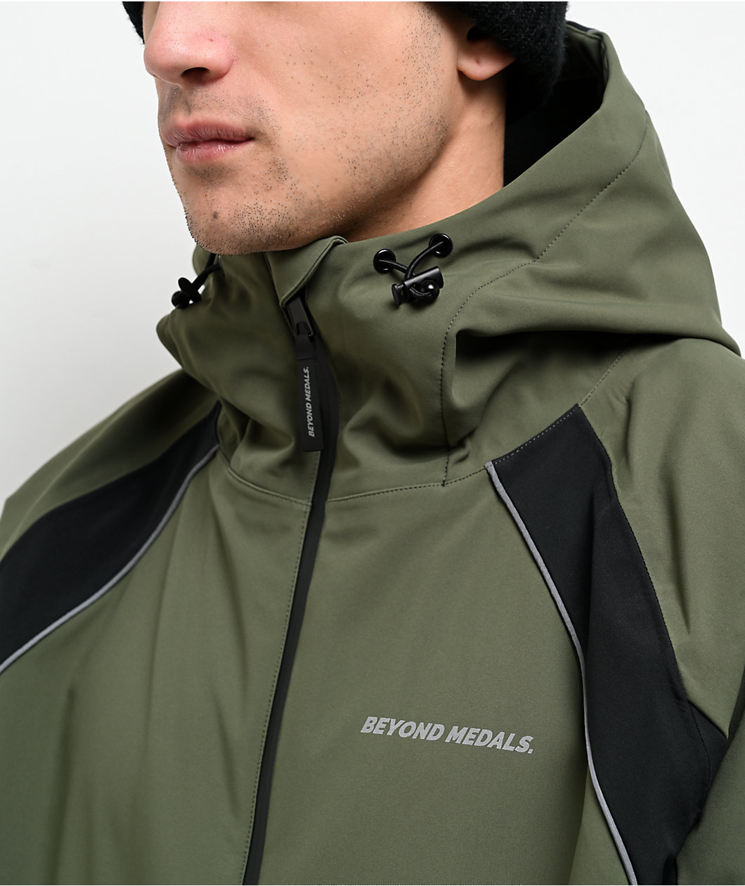 Beyond Medals Softshell Green & Black 5K Snowboard Jacket