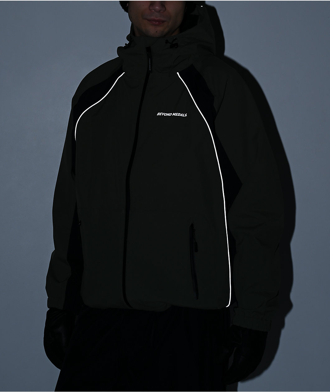 Beyond Medals Softshell Green & Black 5K Snowboard Jacket