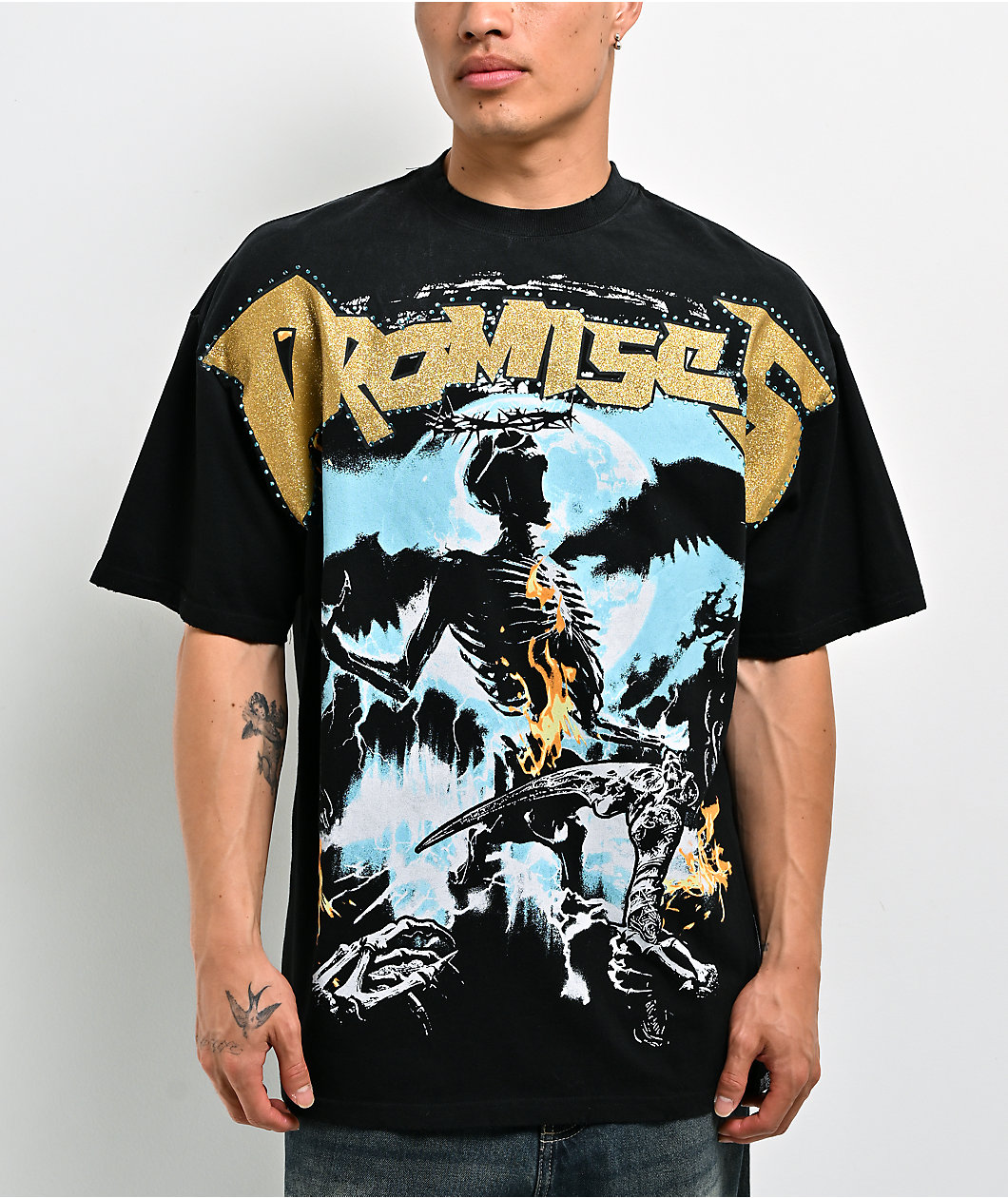 Broken Promise Surrender Rhinestone Black Wash T-Shirt