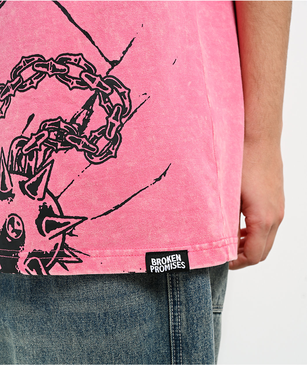Broken Promises Scorpion Jaw Pink Wash T-Shirt