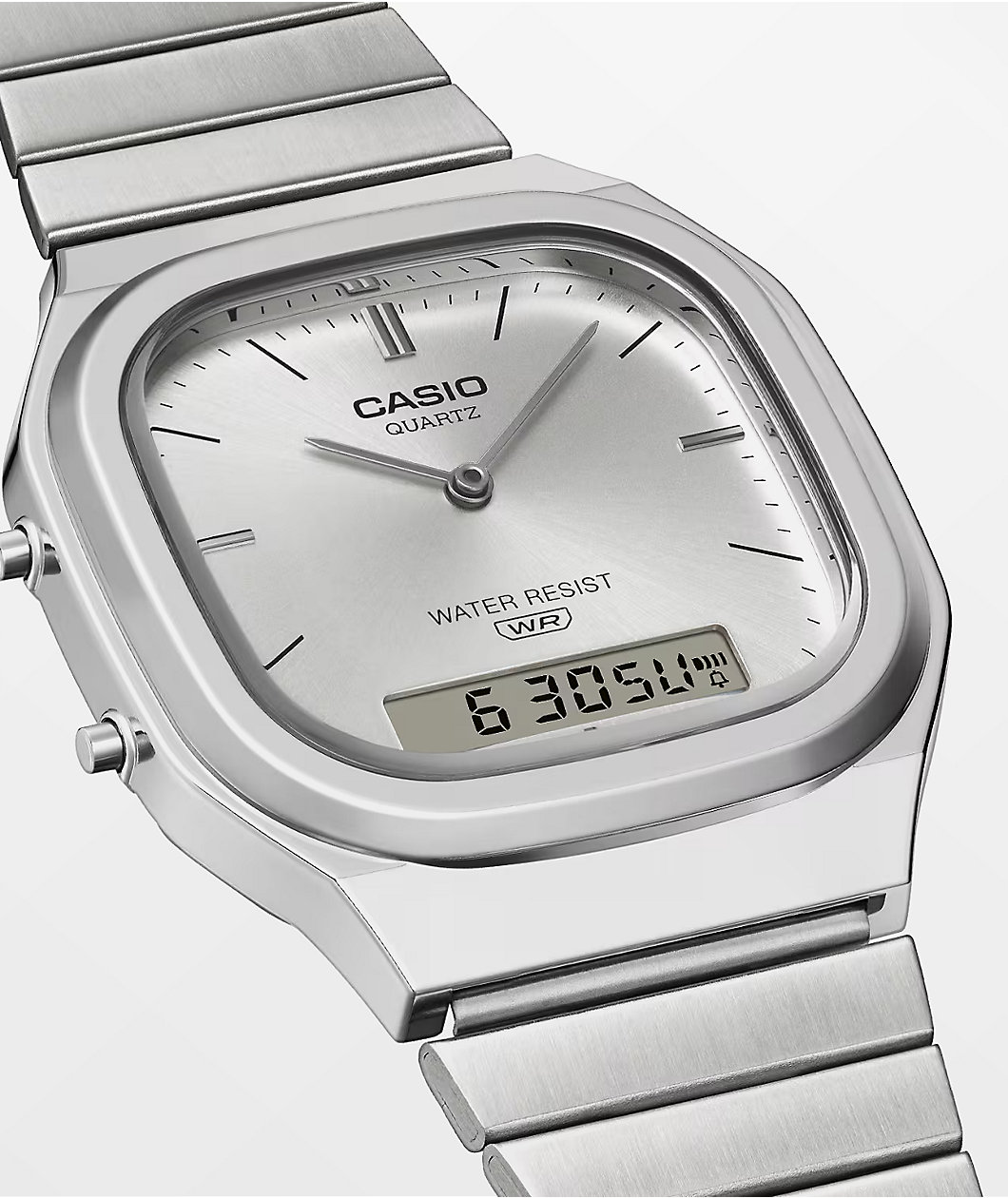 Casio AQ240E-7ACF White & Silver Analog Watch