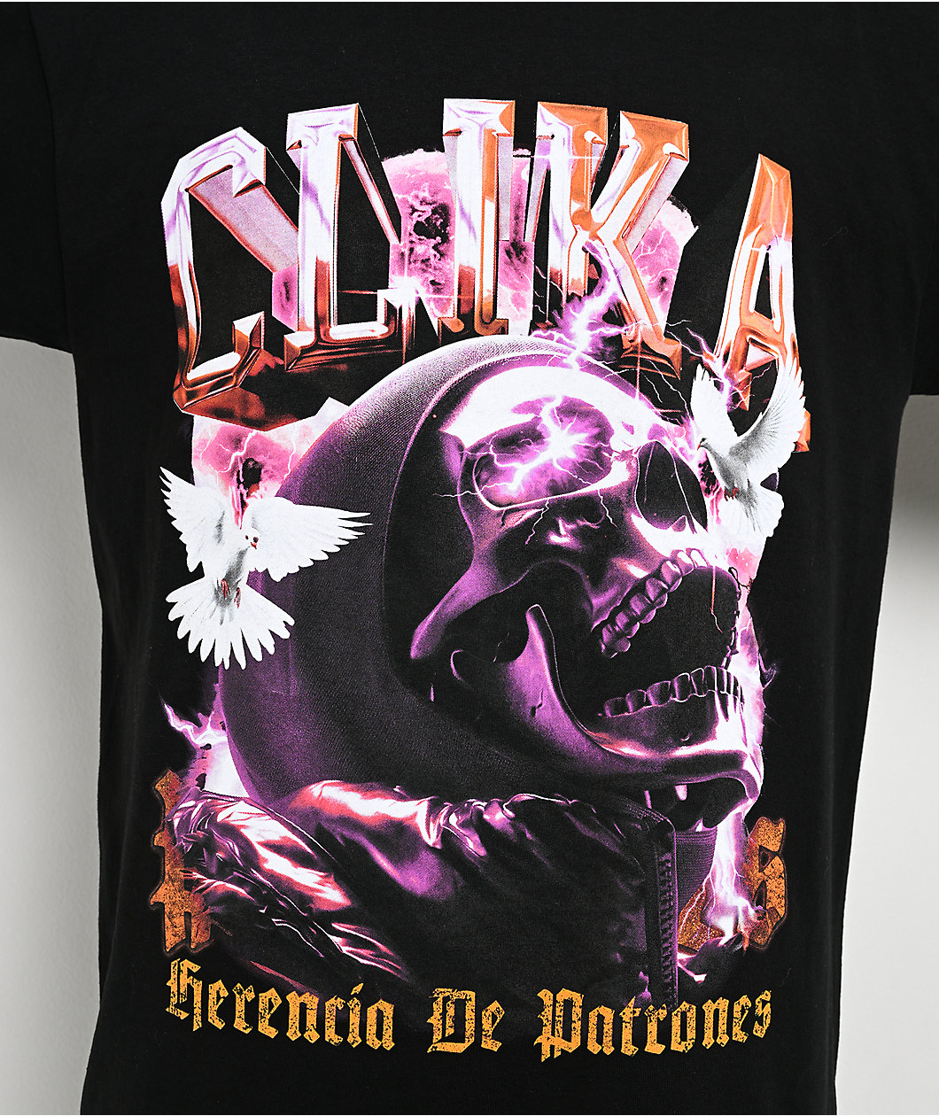 Clika by Herencia de Patrones Doves Black T-Shirt