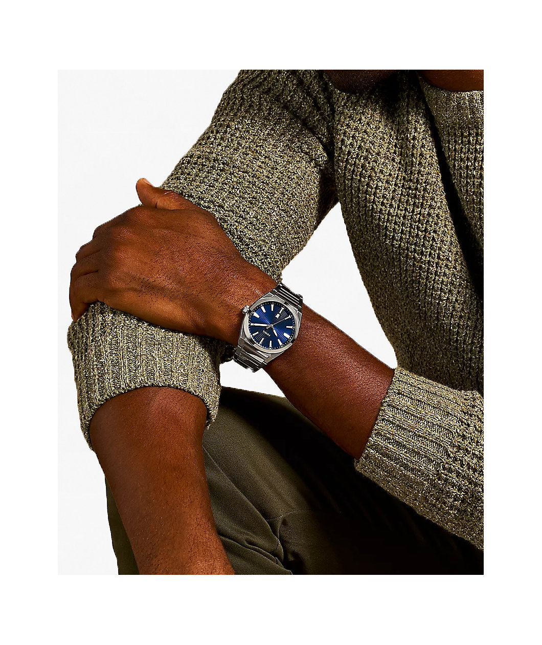 Fossil Everett Silver & Navy Analog Watch