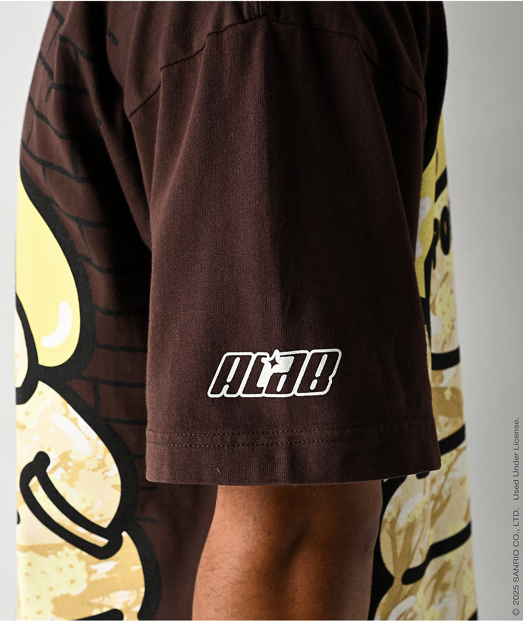 Hello Kitty® and Friends | A.LAB Pompompurin™ Camo Puffer Brown T-Shirt