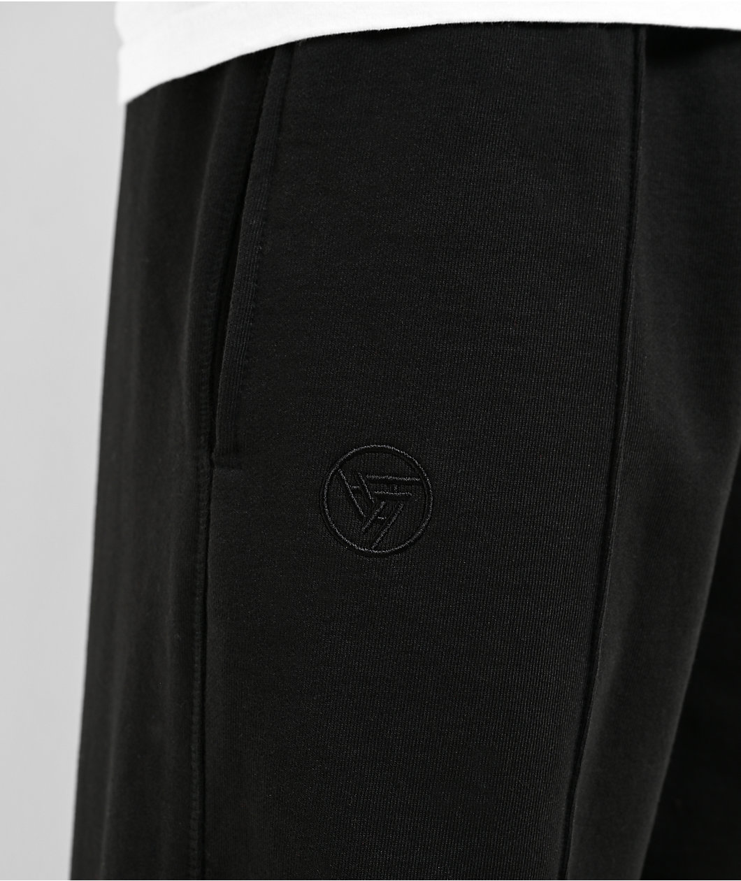 Hypland Pleated Black Sweatpants