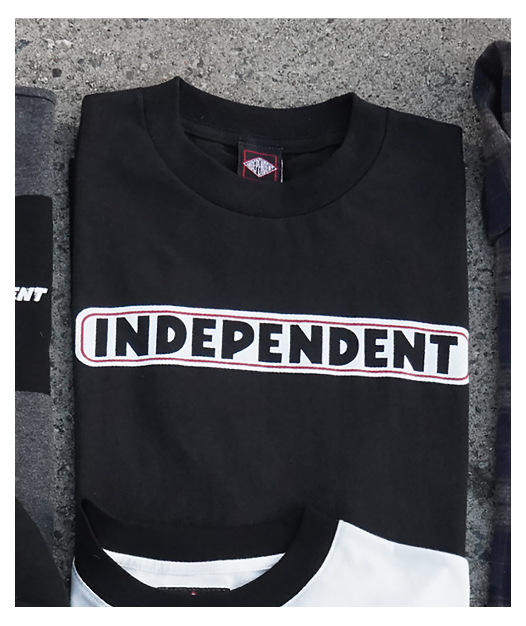 Independent Bar Logo Black T-Shirt